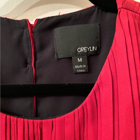 Medium Women’s Greylin Dress - Picture 5 of 9